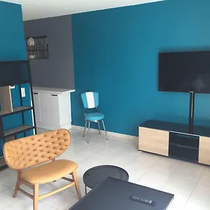 Appartement Résidence Grand Luxe Wifi Parking Privé, Vaulx-en-Velin